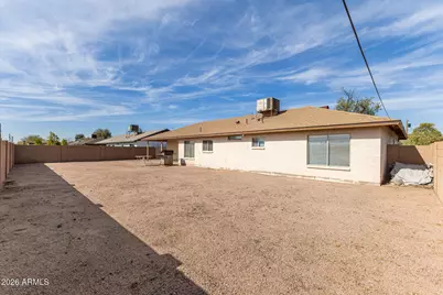 3741 W Sunland Avenue, Phoenix, AZ 85041 - Photo 21