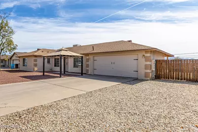 3741 W Sunland Avenue, Phoenix, AZ 85041 - Photo 3