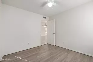 3025 E Woodland Dr, Phoenix, AZ 85048 - Photo 17