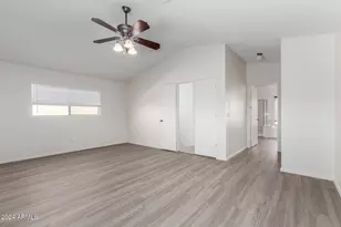 3025 E Woodland Dr, Phoenix, AZ 85048 - Photo 11