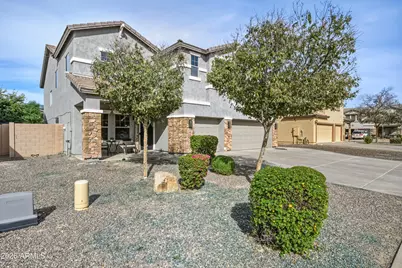 748 E Volk Lane, San Tan Valley, AZ 85140 - Photo 3