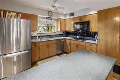 3611 N 53rd Street, Phoenix, AZ 85018 - Photo 13