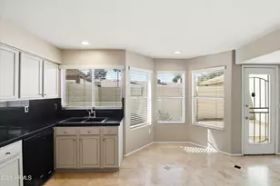 13226 N 25th Ln, Phoenix, AZ 85029 - Photo 11