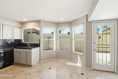 13226 N 25th Lane, Phoenix, AZ 85029 - Photo 9