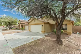 11363 W Davis Ln, Avondale, AZ 85323 - Photo 3