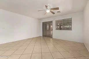 11363 W Davis Ln, Avondale, AZ 85323 - Photo 7