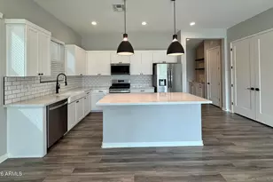 10151 E Thunderbolt Ave, Mesa, AZ 85212 - Photo 3