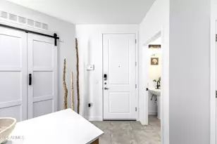 2511 W Queen Creek Rd, Chandler, AZ 85248 - Photo 17