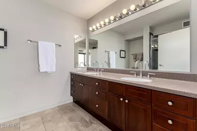 4808 N 24th Street #Unit 1401, Phoenix, AZ 85016 - Photo 13