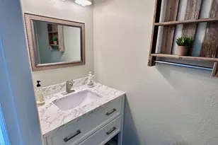 4901 E Kelton Ln, Scottsdale, AZ 85254 - Photo 5