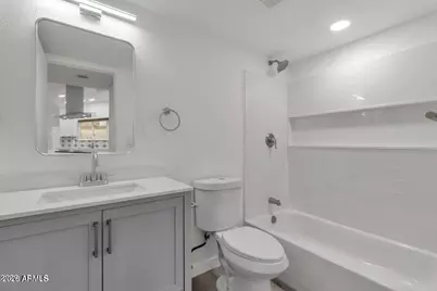 3441 N 31st Street #109, Phoenix, AZ 85016 - Photo 17