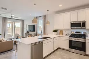 9813 W Mulberry Dr, Phoenix, AZ 85037 - Photo 3