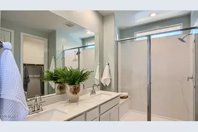 9813 W Mulberry Drive, Phoenix, AZ 85037 - Photo 11