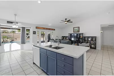 4890 W Geronimo Street, Chandler, AZ 85226 - Photo 9