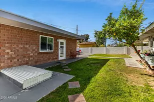 1115 W San Miguel Ave, Phoenix, AZ 85013 - Photo 45