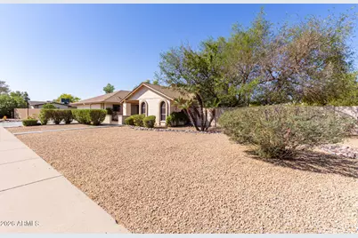 18238 N 43rd Drive, Glendale, AZ 85308 - Photo 3