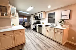 650 N 68th Ln, Phoenix, AZ 85042 - Photo 9