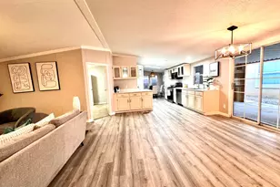 650 N 68th Ln, Phoenix, AZ 85042 - Photo 7