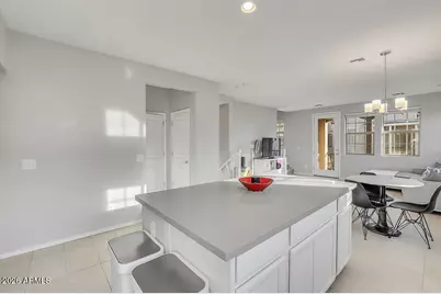 1711 E Chelsea Lane, Gilbert, AZ 85295 - Photo 17