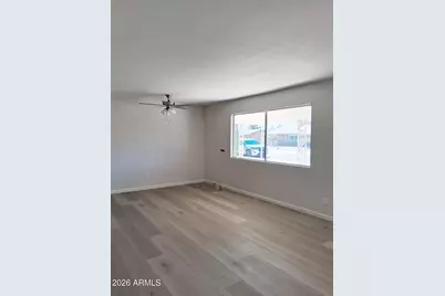 10748 W Hope Drive, Sun City, AZ 85351 - Photo 3