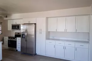 10748 W Hope Dr, Sun City, AZ 85351 - Photo 5