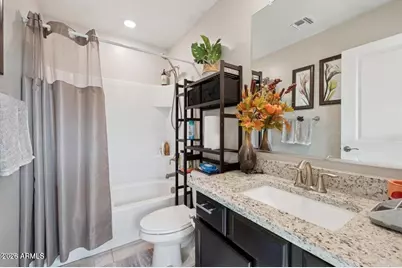 8215 W Albeniz Place, Phoenix, AZ 85043 - Photo 19