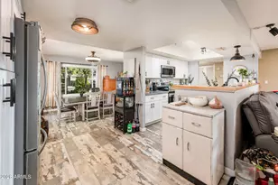 3335 W Acoma Dr, Phoenix, AZ 85053 - Photo 13