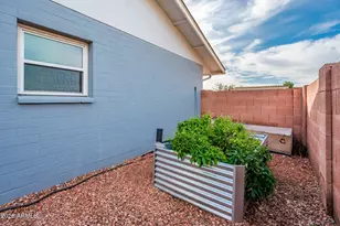 3335 W Acoma Dr, Phoenix, AZ 85053 - Photo 35