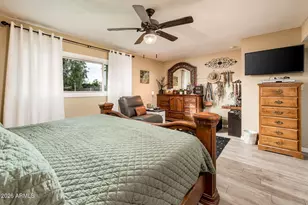 3335 W Acoma Dr, Phoenix, AZ 85053 - Photo 21