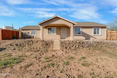 33665 S Incline Drive, Black Canyon City, AZ 85324 - Photo 13