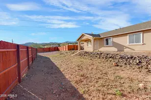 33665 S Incline Dr, Black Canyon City, AZ 85324 - Photo 15