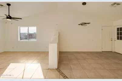 33665 S Incline Drive, Black Canyon City, AZ 85324 - Photo 19