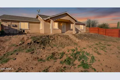 33665 S Incline Drive, Black Canyon City, AZ 85324 - Photo 9