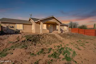 33665 S Incline Dr, Black Canyon City, AZ 85324 - Photo 9