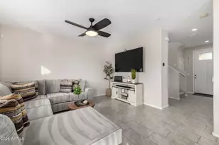 10819 W King St, Avondale, AZ 85323 - Photo 5