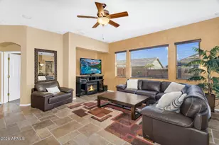 4821 E Kirkland Rd, Phoenix, AZ 85054 - Photo 3