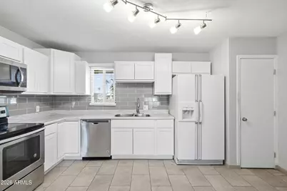 12216 N 107th Avenue, Sun City, AZ 85351 - Photo 9