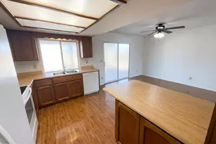 7324 W Sells Dr, Phoenix, AZ 85033 - Photo 17