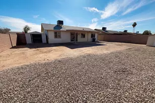 7324 W Sells Dr, Phoenix, AZ 85033 - Photo 25
