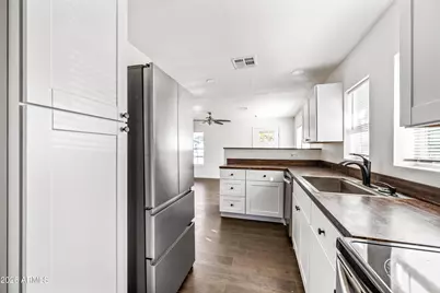 330 N 15th Street, Phoenix, AZ 85006 - Photo 7