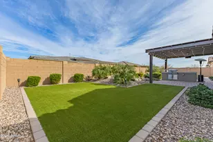 1966 E Indian Wells Dr, Gilbert, AZ 85298 - Photo 41