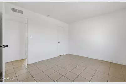 2012 W Romley Road, Phoenix, AZ 85041 - Photo 19