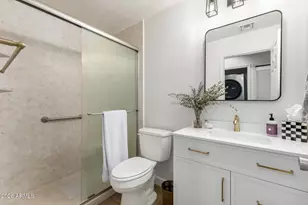 6232 N 30th Pl, Phoenix, AZ 85016 - Photo 11