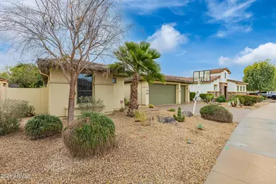16111 W Glenrosa Avenue, Goodyear, AZ 85395 - Photo 13