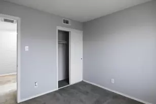 4051 W Palomino Rd, Phoenix, AZ 85019 - Photo 15