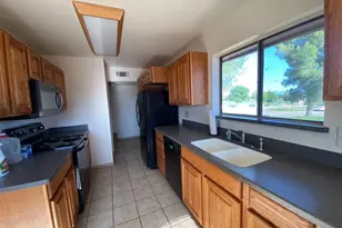 74 W Cargil Pl, Sierra Vista, AZ 85635 - Photo 5