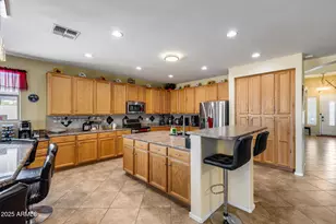 7604 N 87th Dr, Glendale, AZ 85305 - Photo 5