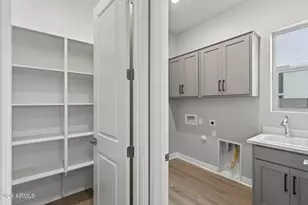 15660 W Voltaire St, Surprise, AZ 85379 - Photo 31