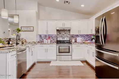 22006 N 34th Lane, Phoenix, AZ 85027 - Photo 7