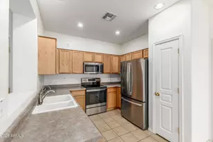 3938 S Napa Ln, Gilbert, AZ 85297 - Photo 3